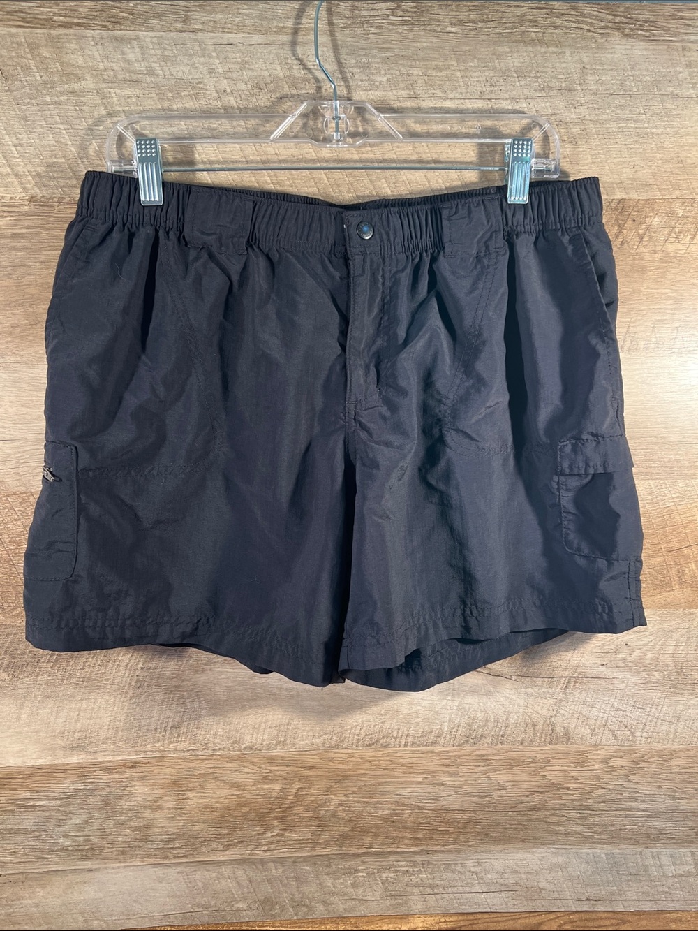 Columbia Women’s Sandy River Cargo Shorts in Black Size L